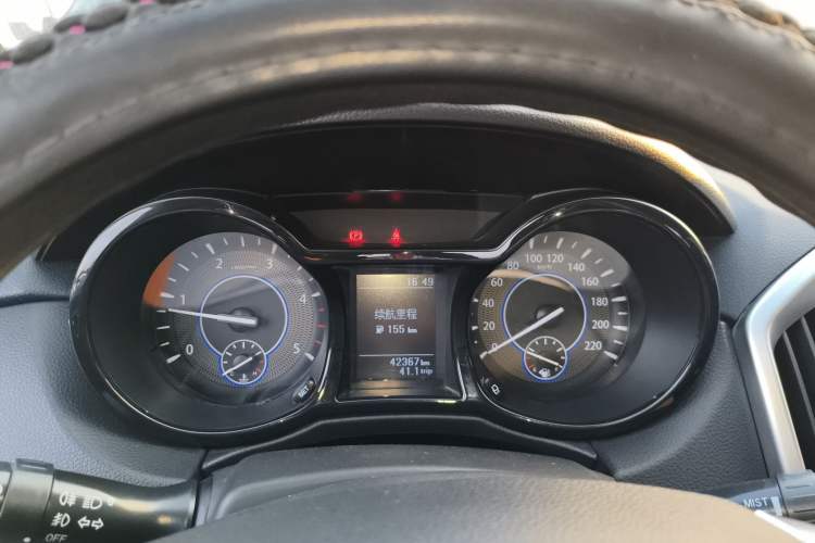 Used JMC Baodian 2020 2.5T Diesel Two-Wheel Drive Comfort Edition Long Wheelbase JX4D25A6L Instrument Cluster