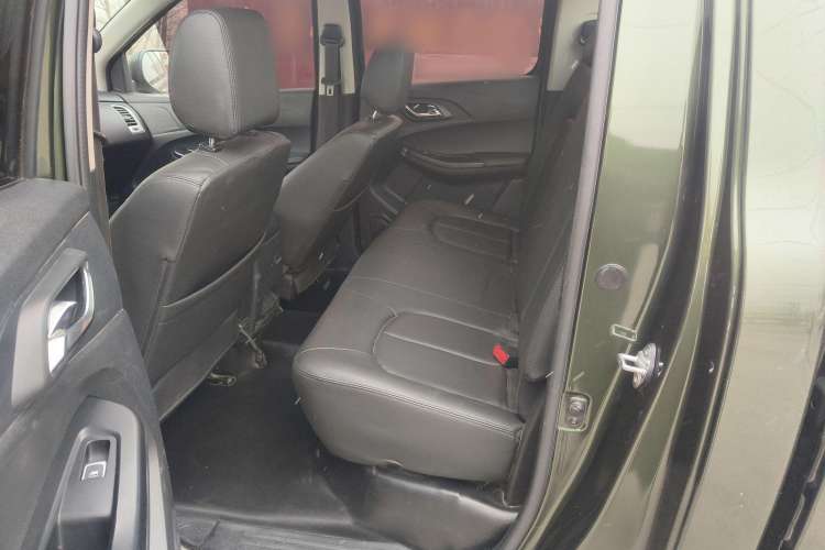 Used JMC Baodian 2020 2.5T Diesel 4x4 Comfort Edition Long Wheelbase JX4D25A6L Interior 1
