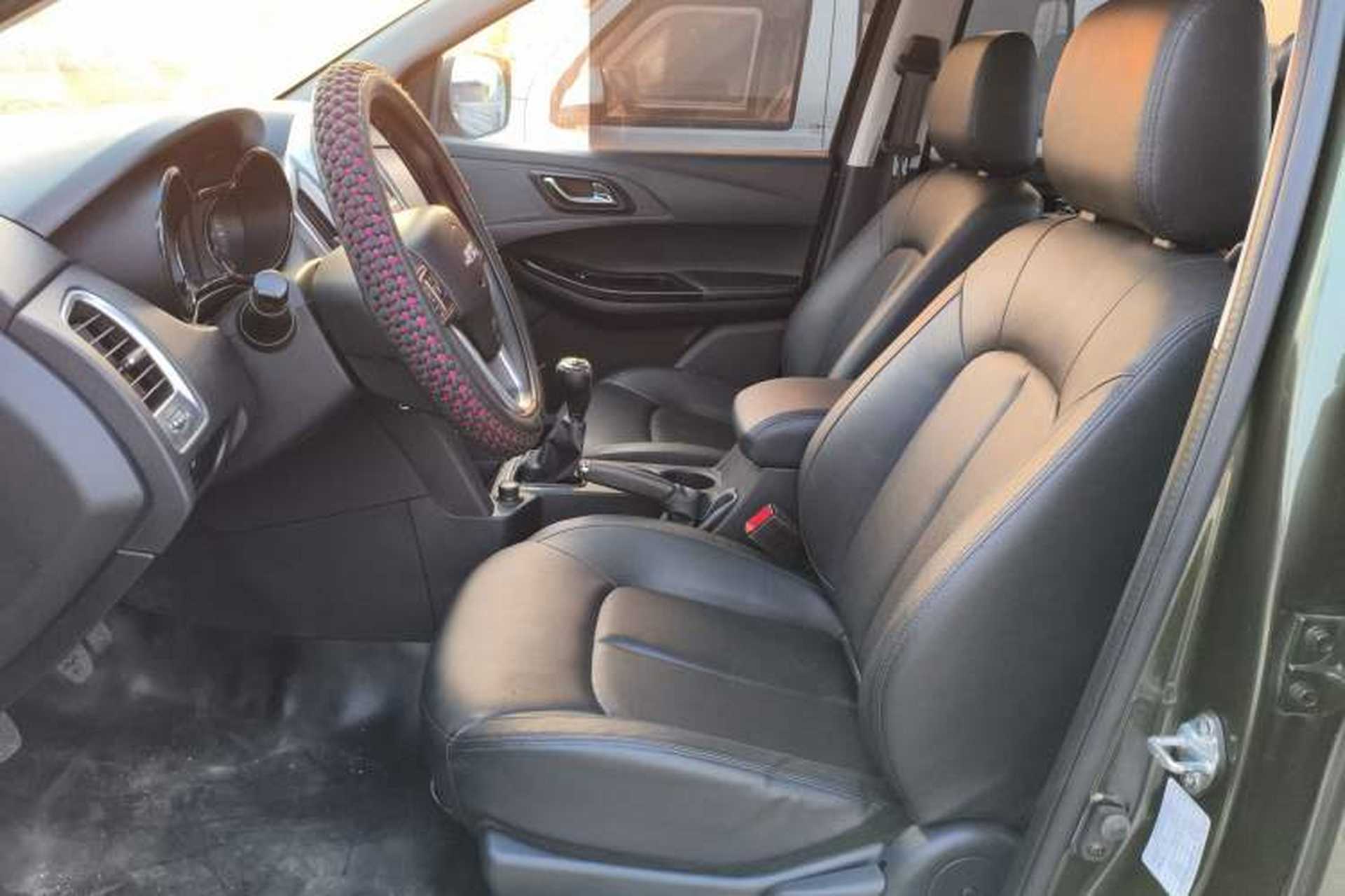 Used JMC Baodian 2020 2.5T Diesel Two-Wheel Drive Comfort Edition Long Wheelbase JX4D25A6L Left Front Seat