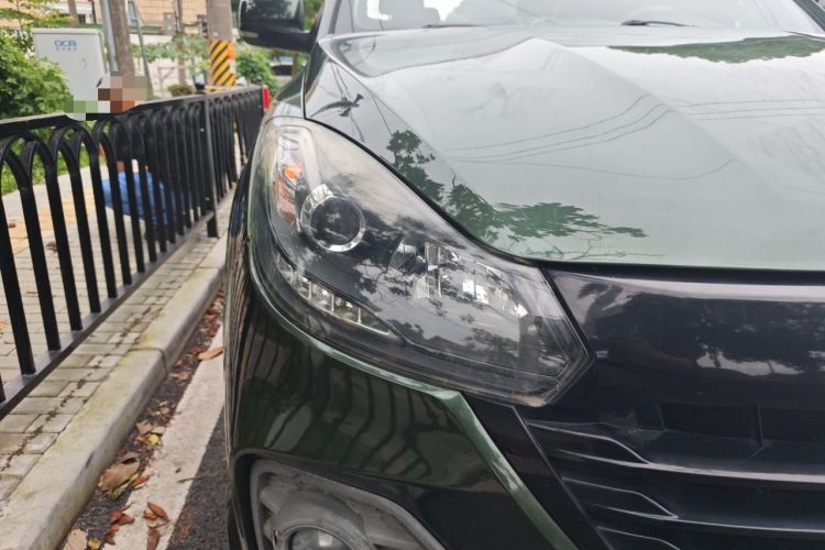 Used JMC Baodian 2020 2.5T Diesel Two-Wheel Drive Comfort Edition Long Wheelbase JX4D25A6L Right Front Headlight