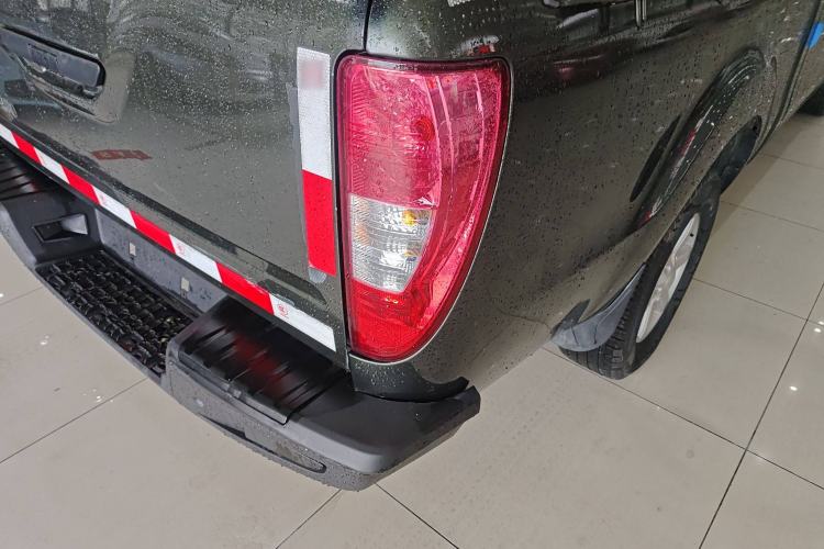 Used JMC Baodian 2020 2.5T Diesel Two-Wheel Drive Comfort Edition Long Wheelbase JX4D25A6L Right Rear Taillight