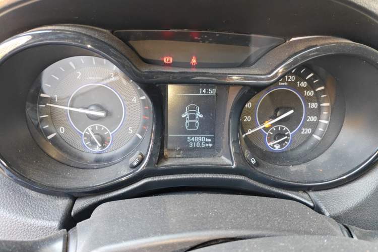Used JMC Baodian 2020 2.5T Diesel Two-Wheel Drive Comfort Edition Standard Wheelbase JX4D25A6L Instrument Cluster