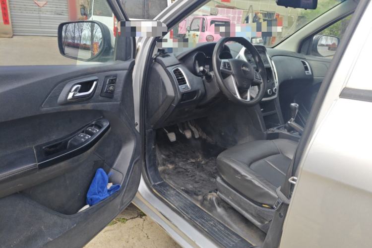 Used JMC Baodian 2020 2.5T Diesel Two-Wheel Drive Comfort Edition Long Wheelbase JX4D25A6L Driver Seat