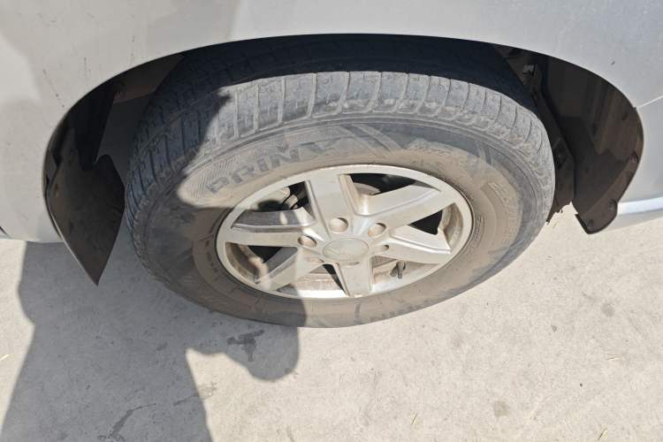 Used JMC Baodian 2020 2.5T Diesel Two-Wheel Drive Comfort Edition Standard Wheelbase JX4D25A6L Exterior 1