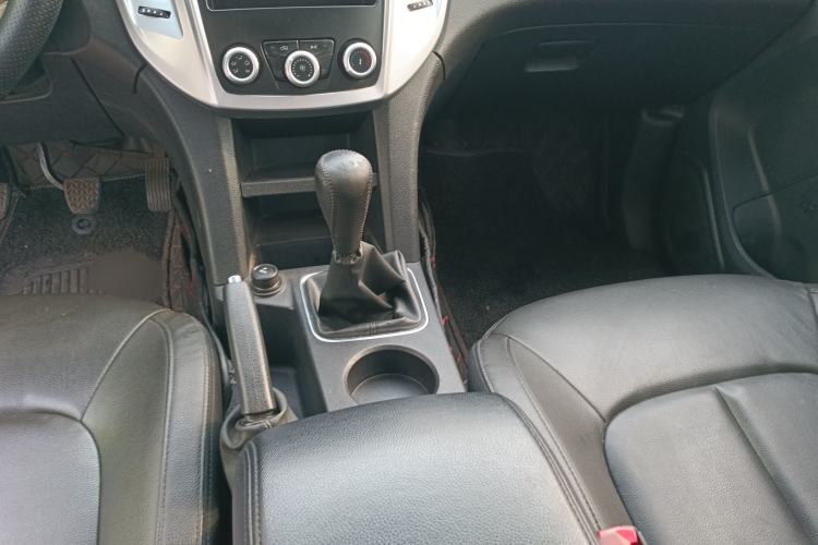 Used JMC Baodian 2020 2.5T Diesel Two-Wheel Drive Comfort Edition Standard Wheelbase JX4D25A6L Gear Lever
