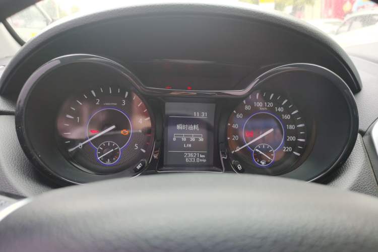 Used JMC Baodian 2020 2.5T Diesel Two-Wheel Drive Luxury Edition Long Wheelbase JX4D25A6L Instrument Cluster