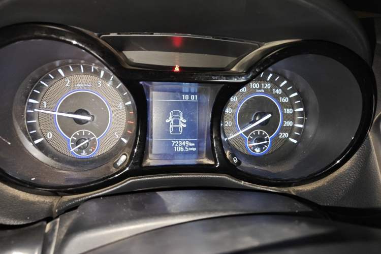 Used JMC Baodian 2020 2.5T Diesel Two-Wheel Drive Comfort Edition Long Wheelbase JX4D25A6L Instrument Cluster