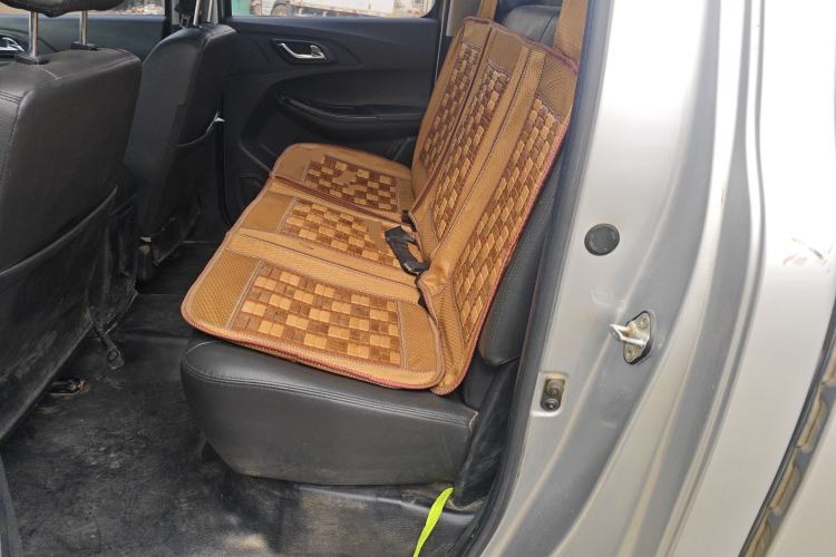 Used JMC Baodian 2020 2.5T Diesel Two-Wheel Drive Comfort Edition Long Wheelbase JX4D25A6L Left Rear Seat