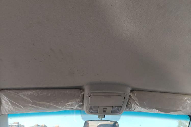 Used JMC Baodian 2020 2.5T Diesel Two-Wheel Drive Comfort Edition Long Wheelbase JX4D25A6L Headliner