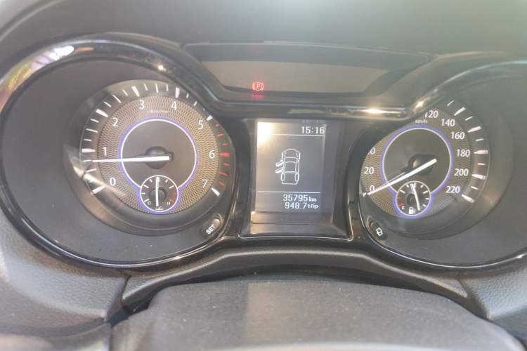 Used JMC Baodian 2020 1.8T Gasoline Two-Wheel Drive Comfort Edition Long Wheelbase JX4G18A6L Instrument Cluster