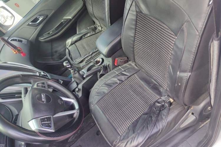 Used JMC Baodian 2020 1.8T Gasoline Two-Wheel Drive Comfort Edition Long Wheelbase JX4G18A6L Left Front Seat