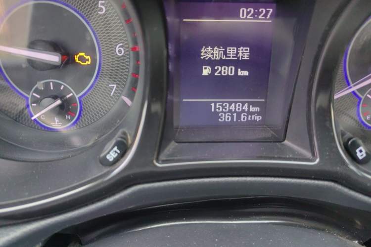 Used JMC Baodian 2020 1.8T Gasoline Two-Wheel Drive Comfort Edition Long Wheelbase JX4G18A6L Odometer Close Up