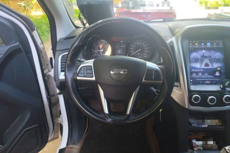 Used JMC Baodian 2020 1.8T Gasoline Two-Wheel Drive Comfort Edition Long Wheelbase JX4G18A6L Steering Wheel
