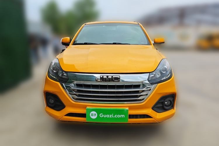 Used JMC Baodian 2020 2.5T Diesel Two-Wheel Drive Comfort Edition Long Wheelbase JX4D25A6L Front