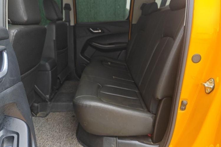 Used JMC Baodian 2020 2.5T Diesel Two-Wheel Drive Comfort Edition Long Wheelbase JX4D25A6L Left Rear Seat
