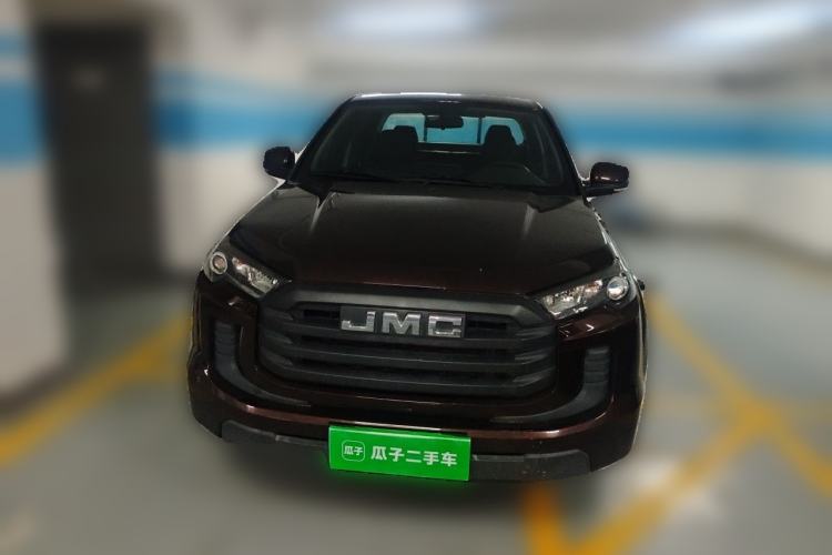 Used JMC Baodian 2022 2.5T Diesel Two-Wheel-Drive Comfort Edition Standard Wheelbase JX4D25A6L Front