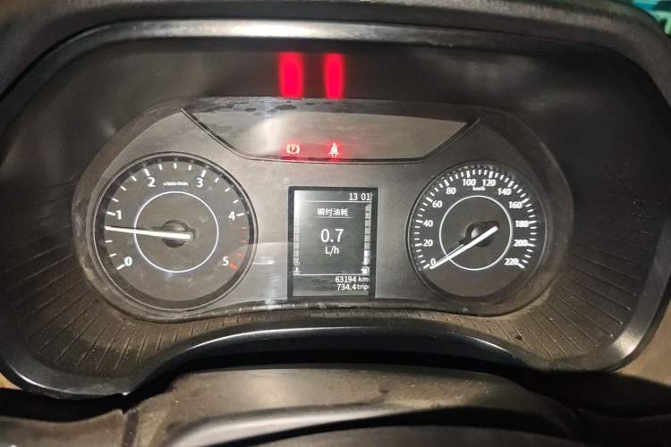 Used JMC Baodian 2022 2.5T Diesel Two-Wheel-Drive Comfort Edition Standard Wheelbase JX4D25A6L Instrument Cluster