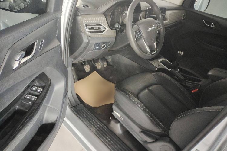 Used JMC Baodian 2022 2.5T Diesel 4x4 Comfort Edition Standard Wheelbase JX4D25A6L Interior 2