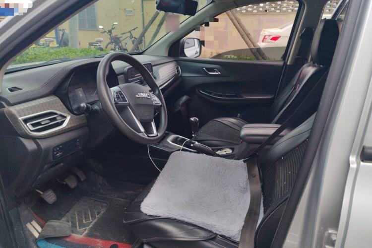 Used JMC Baodian 2022 2.5T Diesel Two-Wheel Drive Comfort Edition Long Wheelbase JX4D25A6L Left Front Seat