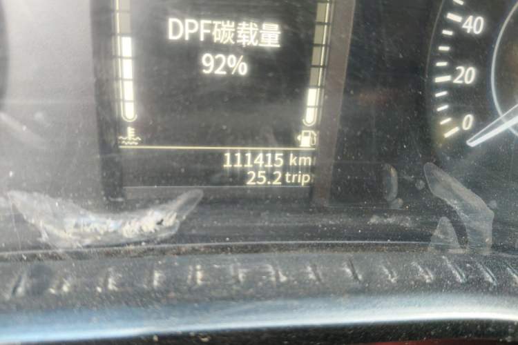 Used JMC Baodian 2022 2.5T Diesel Two-Wheel Drive Comfort Edition Long Wheelbase JX4D25A6L Odometer Close Up
