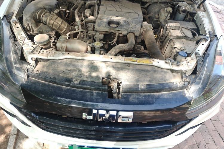 Used JMC Baodian 2022 2.5T Diesel 4x4 Comfort Edition Standard Wheelbase JX4D25A6L Engine Bay