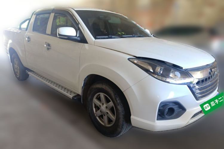 Used JMC Baodian 2022 2.5T Diesel 2WD Comfort Edition with Flat Bed and Extended Wheelbase – JX4D25A6L Front Right 45 Deg