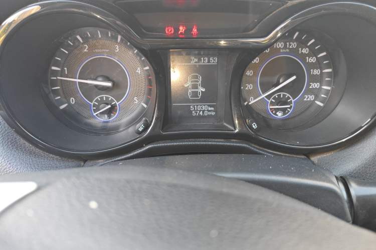 Used JMC Baodian 2022 2.5T Diesel 4x4 Prestige Edition Long Wheelbase JX4D25A6L Odometer Close Up
