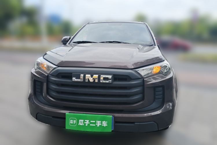 Used JMC Baodian 2023 2.5T Diesel Two-Wheel Drive Comfort Edition Standard Wheelbase JX4D25A6L Front