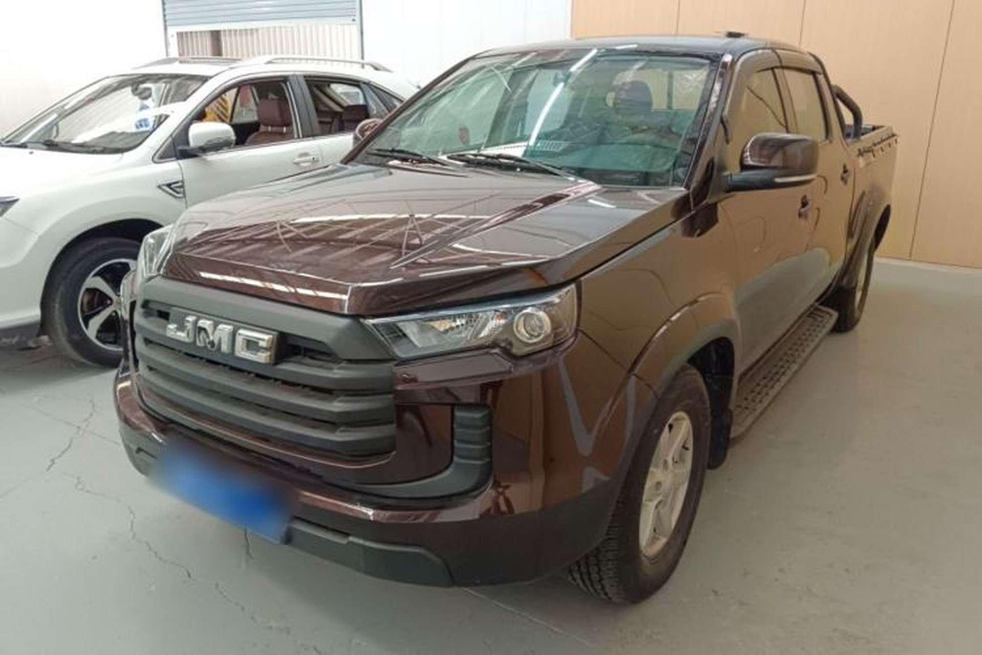 Used JMC Baodian 2023 2.5T Diesel 4x4 Comfort Edition Long Wheelbase JX4D25A6L Front Left 45 Deg