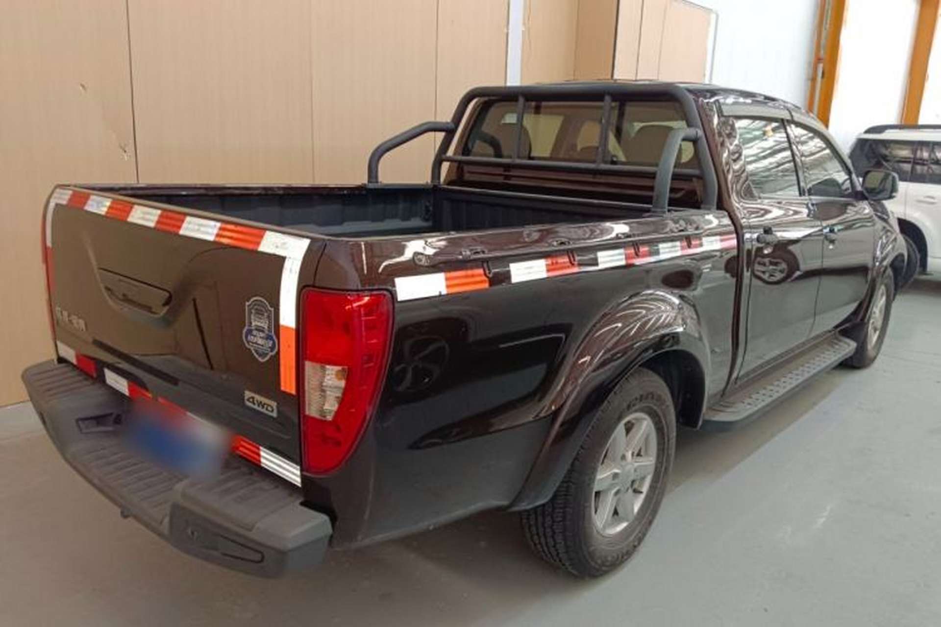 Used JMC Baodian 2023 2.5T Diesel 4x4 Comfort Edition Long Wheelbase JX4D25A6L Rear Right 45 Deg