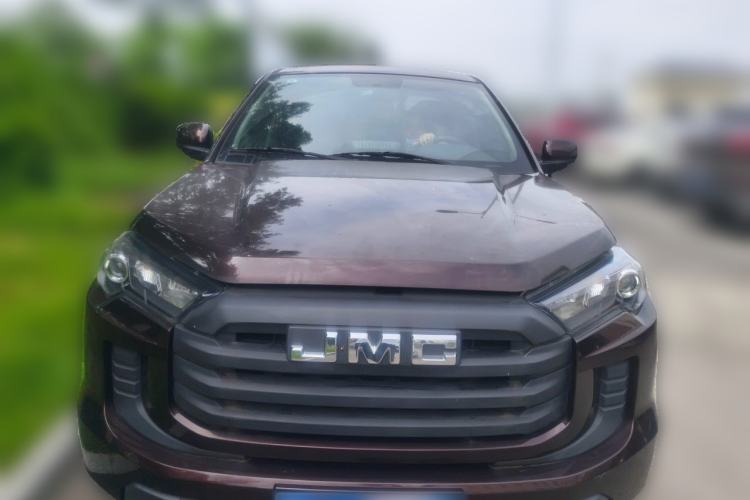 Used JMC Baodian 2023 2.5T Diesel Two-Wheel Drive Comfort Edition Long Wheelbase JX4D25A6L Front