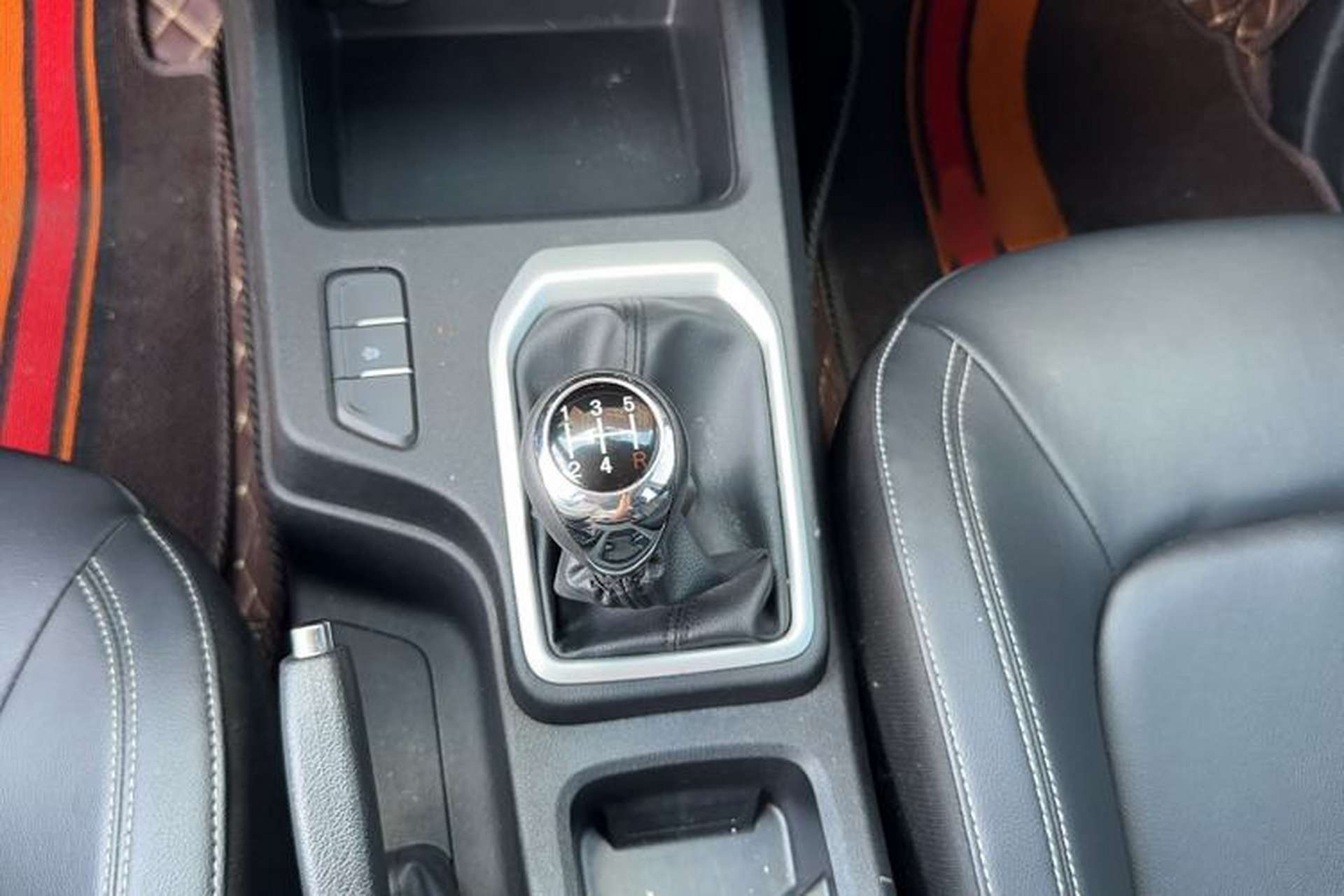 Used JMC Baodian 2023 2.5T Diesel 4x4 Comfort Edition Standard Wheelbase JX4D25A6L Gear Lever