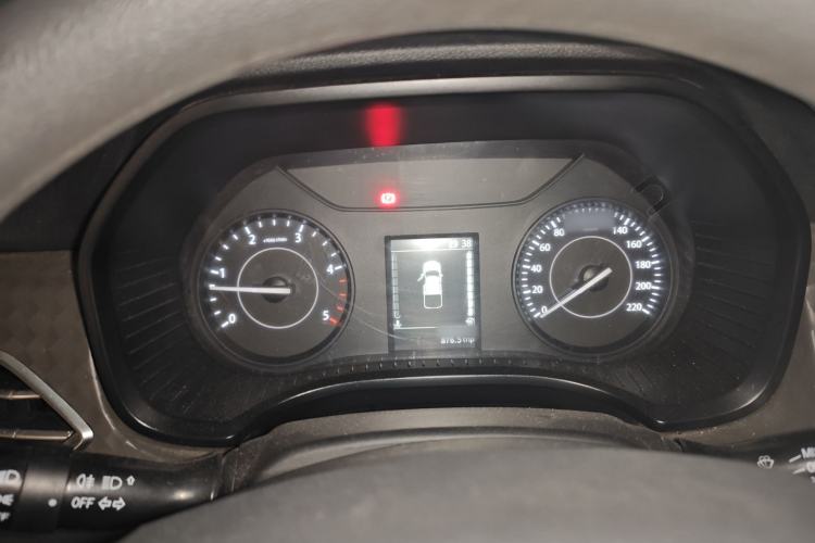 Used JMC Baodian 2023 2.5T Diesel 4x4 Comfort Edition Flat-Base Cargo Bed Long Wheelbase Model JX4D25A6L Instrument Cluster