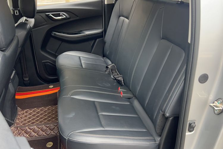 Used JMC Baodian 2023 2.5T Diesel 4x4 Comfort Edition Standard Wheelbase JX4D25A6L Interior 1