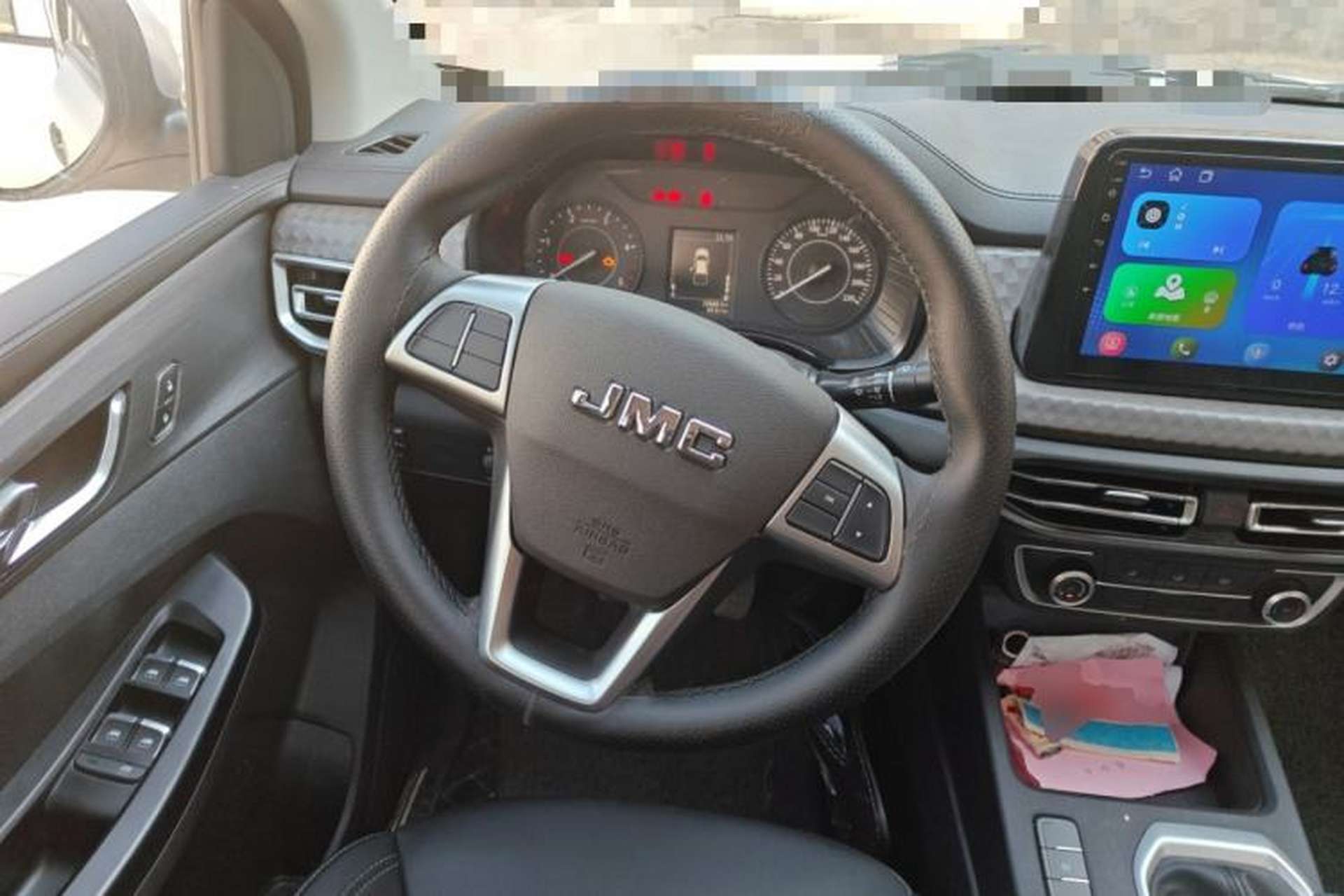 Used JMC Baodian 2023 2.5T Diesel Two-Wheel Drive Comfort Edition Standard Wheelbase JX4D25A6L Steering Wheel