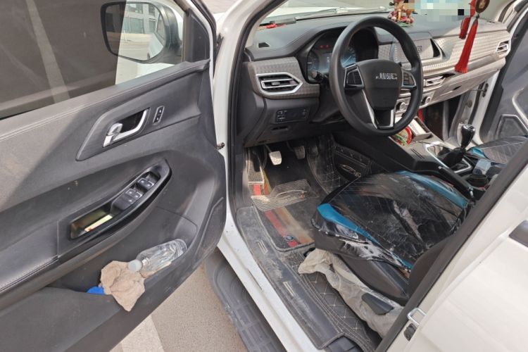Used JMC Baodian 2023 2.5T Diesel Two-Wheel Drive Comfort Edition Standard Wheelbase JX4D25A6L Driver Seat