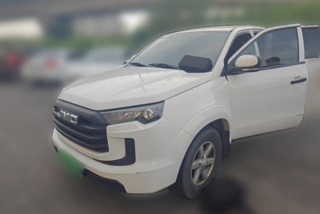Ojetý JMC Baodian 2023 2.5T Diesel Two-Wheel Drive Comfort Edition Flat-Base Cargo Bed Long Wheelbase JX4D25A6L