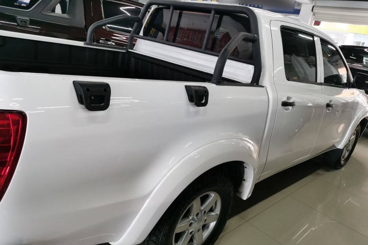 Used JMC Baodian 2023 2.5T Diesel Two-Wheel Drive Luxury Edition Standard Wheelbase JX4D25A6L Exterior 2