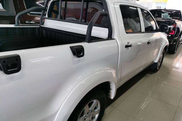 Used JMC Baodian 2023 2.5T Diesel Two-Wheel Drive Luxury Edition Standard Wheelbase JX4D25A6L Exterior 3