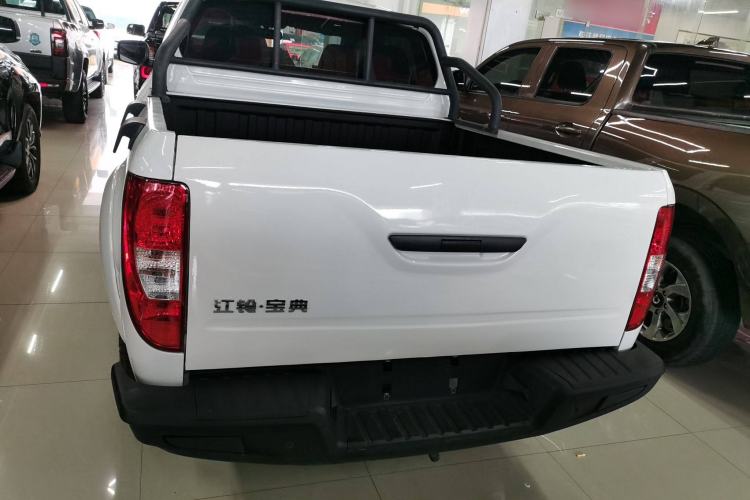 Used JMC Baodian 2023 2.5T Diesel Two-Wheel Drive Luxury Edition Standard Wheelbase JX4D25A6L Exterior 4