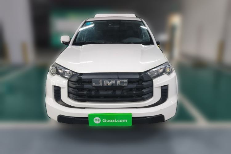 Used JMC Baodian 2023 2.5T Diesel Two-Wheel Drive Comfort Edition Standard Wheelbase JX4D25A6L Front