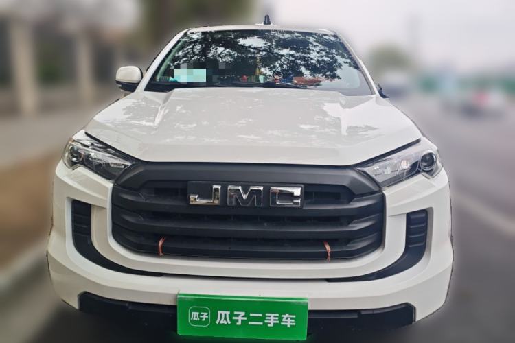 Used JMC Baodian 2023 2.5T Diesel Two-Wheel Drive Comfort Edition Standard Wheelbase JX4D25A6L Front
