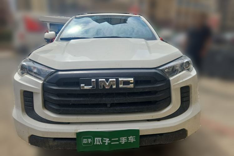 Used JMC Baodian 2023 2.5T Diesel 4x4 Comfort Edition Flat-Base Cargo Bed Long Wheelbase Model JX4D25A6L Front