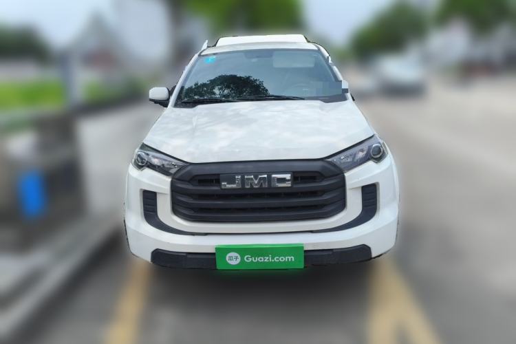 Used JMC Baodian 2023 2.5T Diesel Two-Wheel Drive Comfort Edition Standard Wheelbase JX4D25A6L Front
