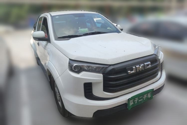 Used JMC Baodian 2023 2.5T Diesel Two-Wheel Drive Comfort Edition Long Wheelbase JX4D25A6L Front Right 45 Deg