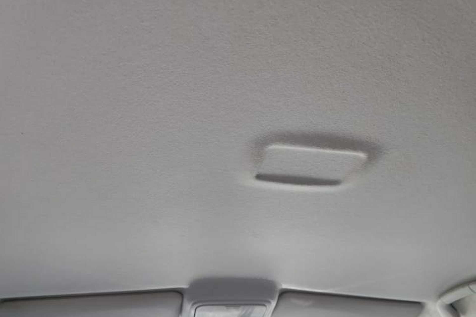 Used JMC Baodian 2023 2.5T Diesel Two-Wheel Drive Comfort Edition Long Wheelbase JX4D25A6L Headliner