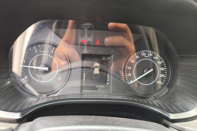 Used JMC Baodian 2023 2.5T Diesel Two-Wheel Drive Comfort Edition Standard Wheelbase JX4D25A6L Instrument Cluster