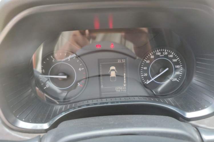 Used JMC Baodian 2023 2.5T Diesel Two-Wheel Drive Comfort Edition Long Wheelbase JX4D25A6L Instrument Cluster