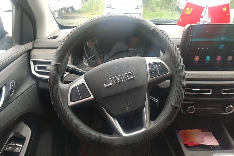Used JMC Baodian 2023 1.8T Gasoline Two-Wheel Drive Comfort Edition Standard Wheelbase JX4G18A6L Steering Wheel