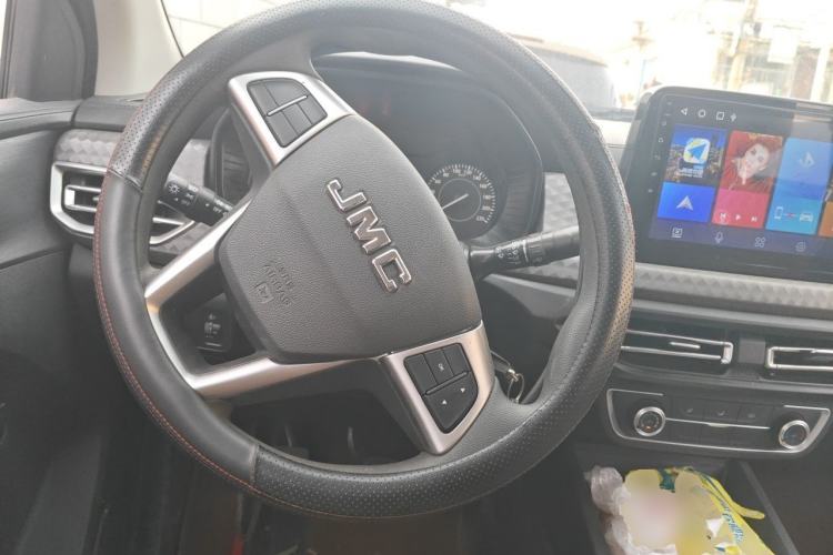 Used JMC Baodian 2023 1.8T Gasoline Two-Wheel Drive Luxury Edition Long Wheelbase JX4G18A6L Steering Wheel